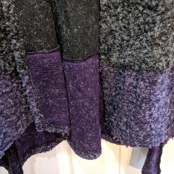 Yak n Yeti Cardigan - Picture 3 of 7